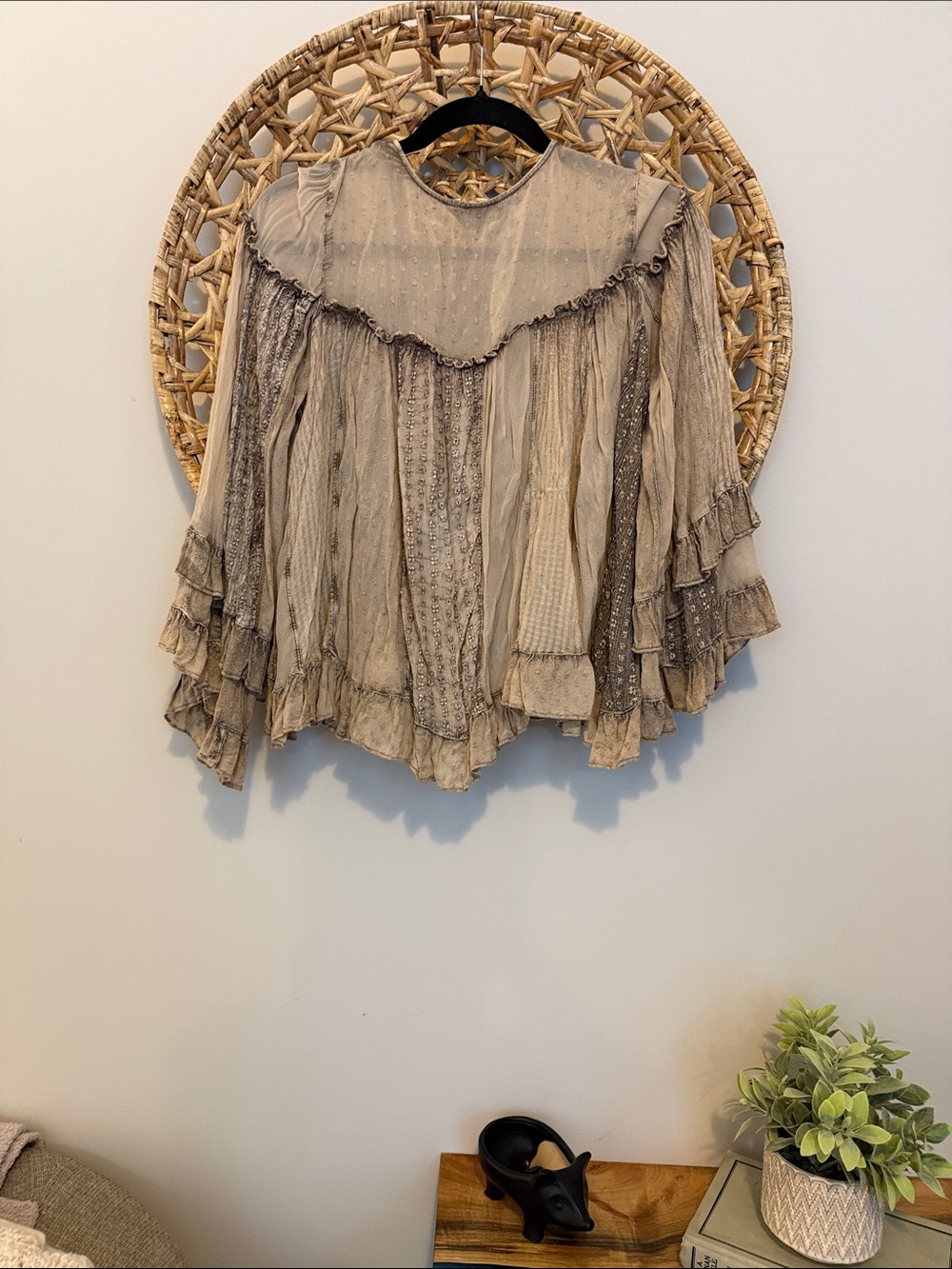 Young Threads Boho Ruffle Button-Front Women’s Top - Taupe - Picture 13 of 16
